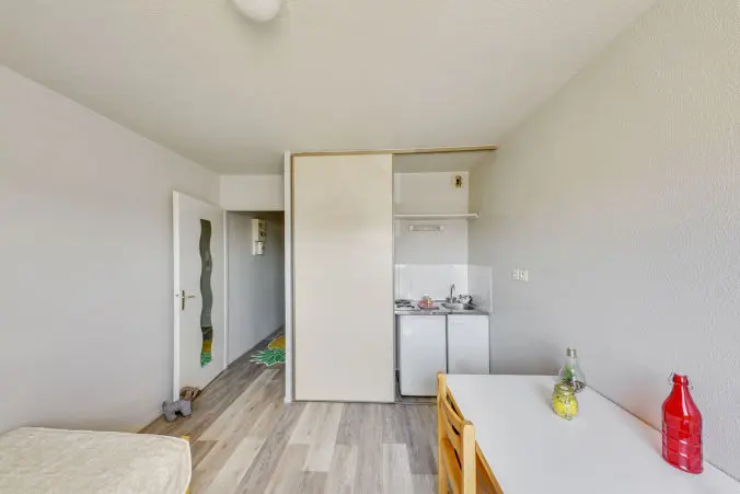 NØ HOUSING